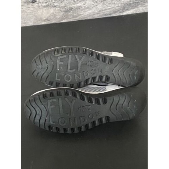 Fly London Yedu Platform size 8B Lace up Wedge Heel Women’s Shoes White Black - Picture 11 of 12